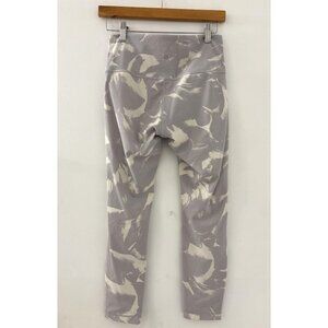 Lululemon Women's Wunder Under High Rise Crop Leggings Size 8 In Gray Athleisure